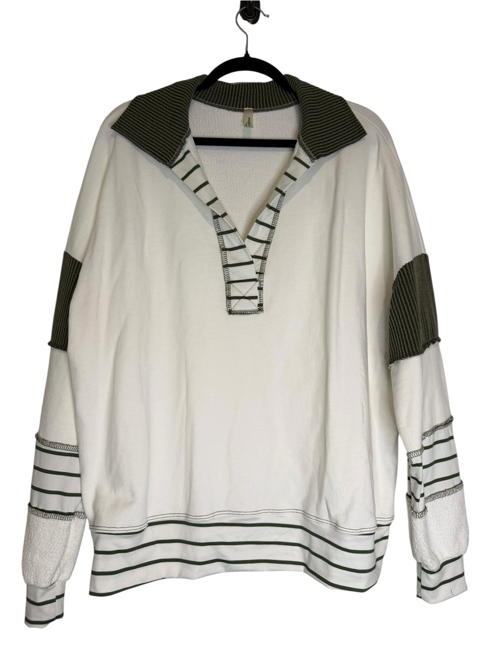 Magic Fit Women’s Cream Pullover Sweater with Olive Trim